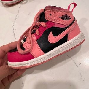 Air Jordan Coral Chalk toddler 8c
